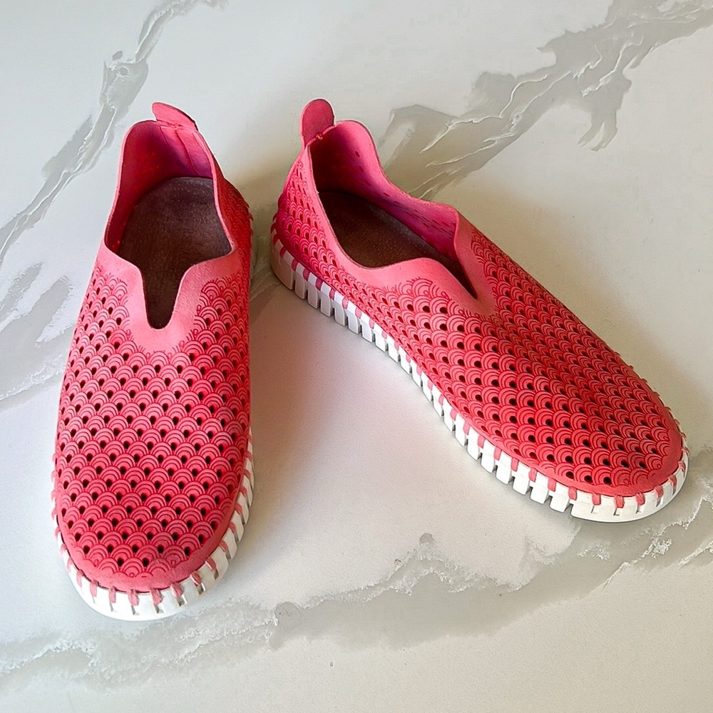 Ilse Jacobsen Tulip Viva Magenta Pink Slip On Sneakers Womens EU 39 US 8.5 - 9